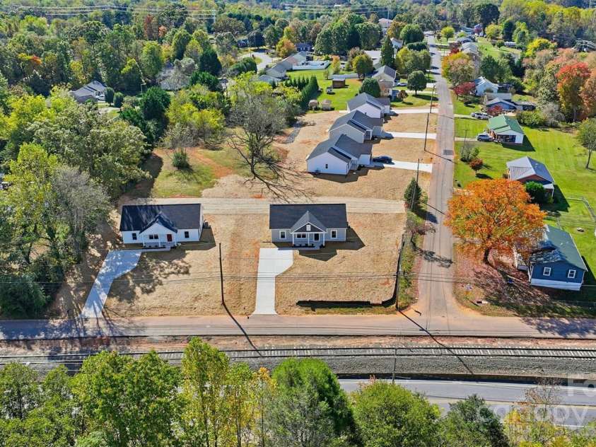 128 Main Street, Granite Falls, NC 28630.  MLS# CAR4317845, YatesRealty ID 5521. 