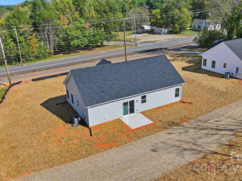 128 Main Street, Granite Falls, NC 28630.  MLS# CAR4317845, YatesRealty ID 5521. 