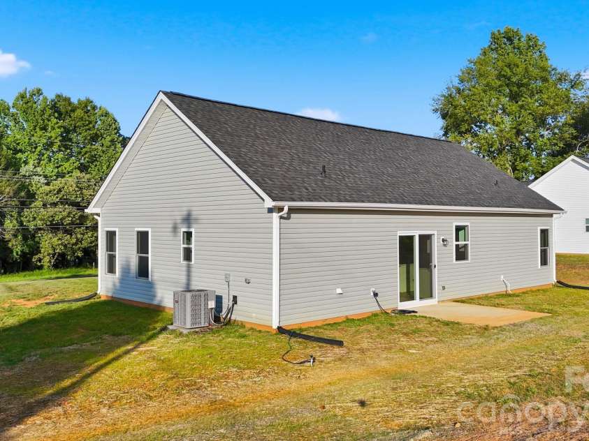 128 Main Street, Granite Falls, NC 28630.  MLS# CAR4420640, YatesRealty ID 5521. 