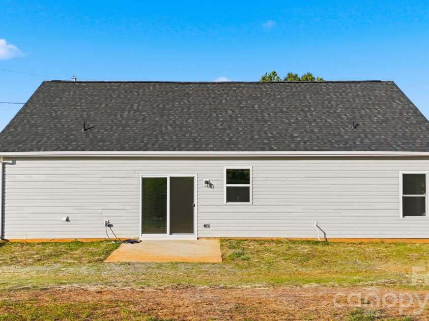 128 Main Street, Granite Falls, NC 28630.  MLS# CAR4420640, YatesRealty ID 5521. 