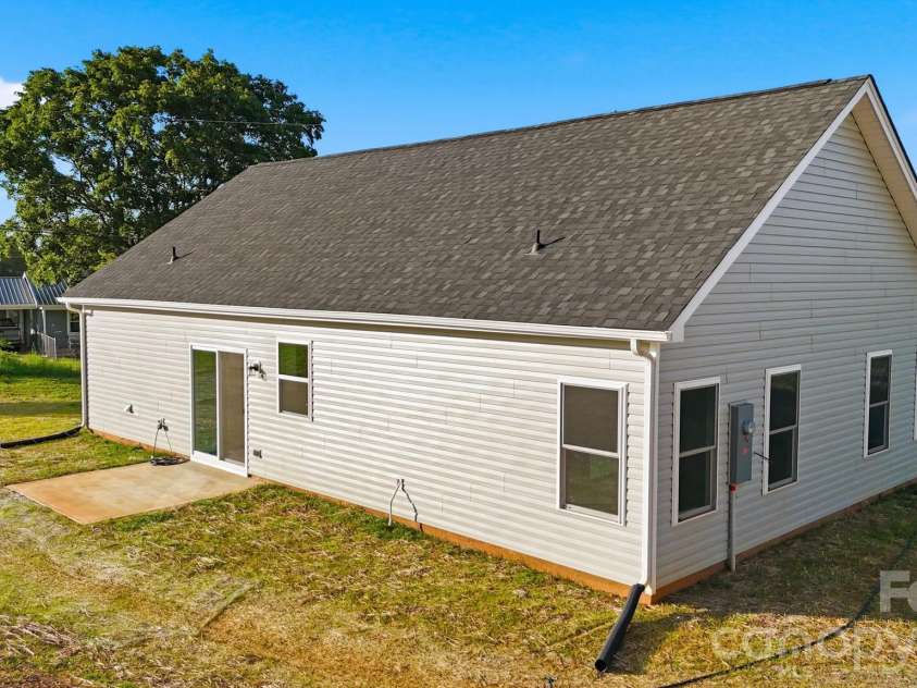 128 Main Street, Granite Falls, NC 28630.  MLS# CAR4420640, YatesRealty ID 5521. 