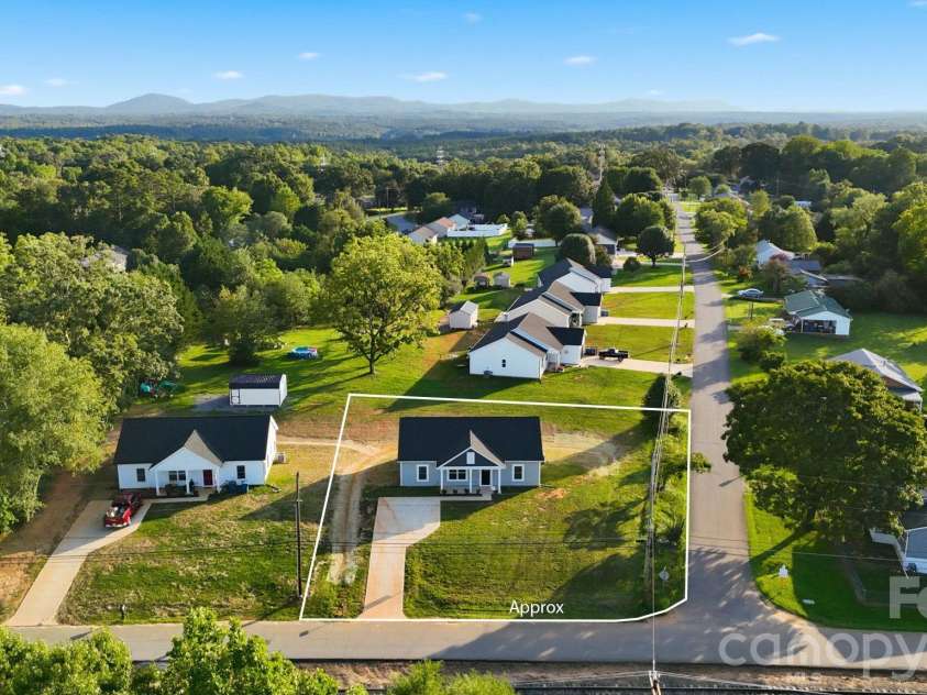 128 Main Street, Granite Falls, NC 28630.  MLS# CAR4420640, YatesRealty ID 5521. 