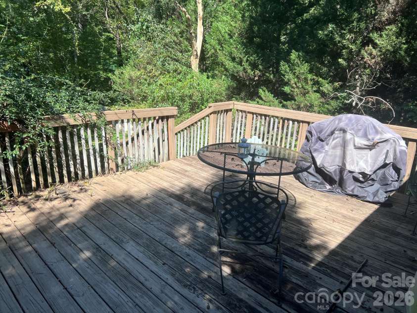 115 BETHEL Street, Morganton, NC 28655.  MLS# CAR4430603, YatesRealty ID 55210. 
