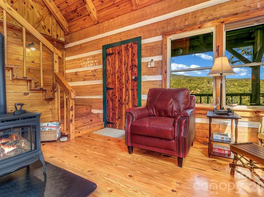 169 Laurel Creek Drive, Hendersonville, NC 28792.  MLS# CAR4431879, YatesRealty ID 55213. 