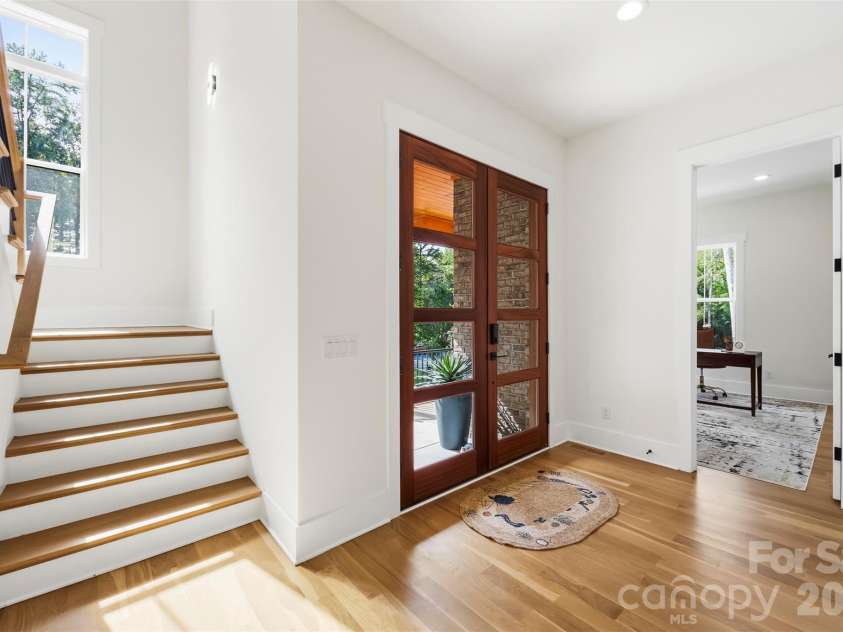 8223 Max Meadows Drive, Charlotte, NC 28227.  MLS# CAR4432295, YatesRealty ID 55214. 