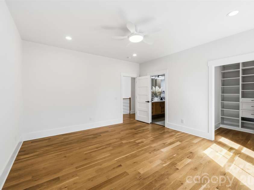 8223 Max Meadows Drive, Charlotte, NC 28227.  MLS# CAR4432295, YatesRealty ID 55214. 
