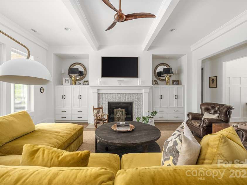 7982 Buena Vista Drive, Denver, NC 28037.  MLS# CAR4243628, YatesRealty ID 5522. 