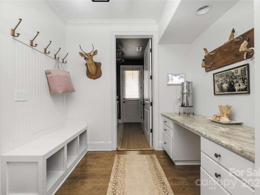 7982 Buena Vista Drive, Denver, NC 28037.  MLS# CAR4243628, YatesRealty ID 5522. 