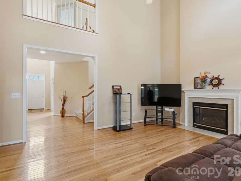 124 Doby Creek Court, Fort Mill, SC 29715.  MLS# CAR4424436, YatesRealty ID 55222. 