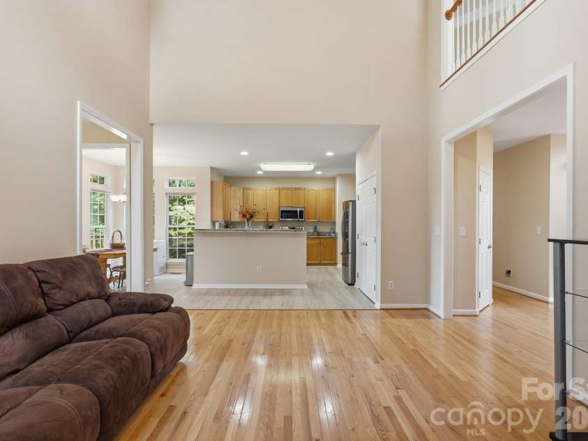 124 Doby Creek Court, Fort Mill, SC 29715.  MLS# CAR4424436, YatesRealty ID 55222. 