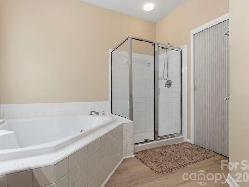 124 Doby Creek Court, Fort Mill, SC 29715.  MLS# CAR4424436, YatesRealty ID 55222. 