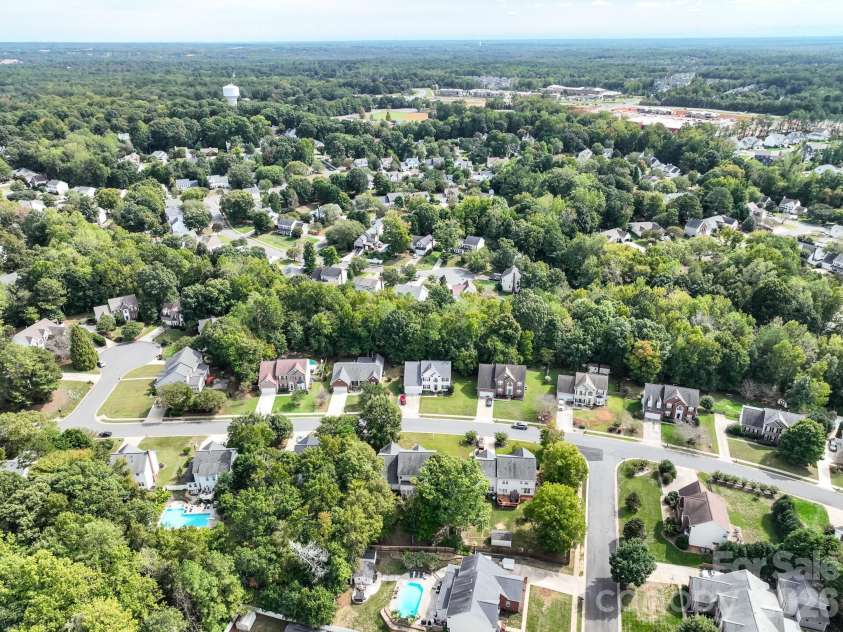 124 Doby Creek Court, Fort Mill, SC 29715.  MLS# CAR4424436, YatesRealty ID 55222. 