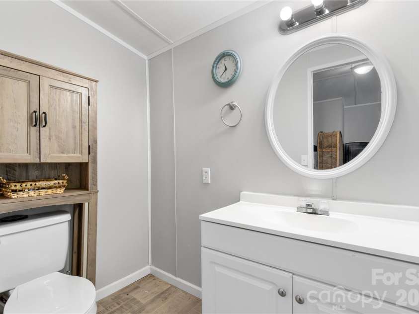 15810 Silver Road, Oakboro, NC 28129.  MLS# CAR4432319, YatesRealty ID 55223. Primary Bathroom