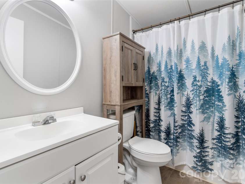 15810 Silver Road, Oakboro, NC 28129.  MLS# CAR4432319, YatesRealty ID 55223. Secondary Bathroom