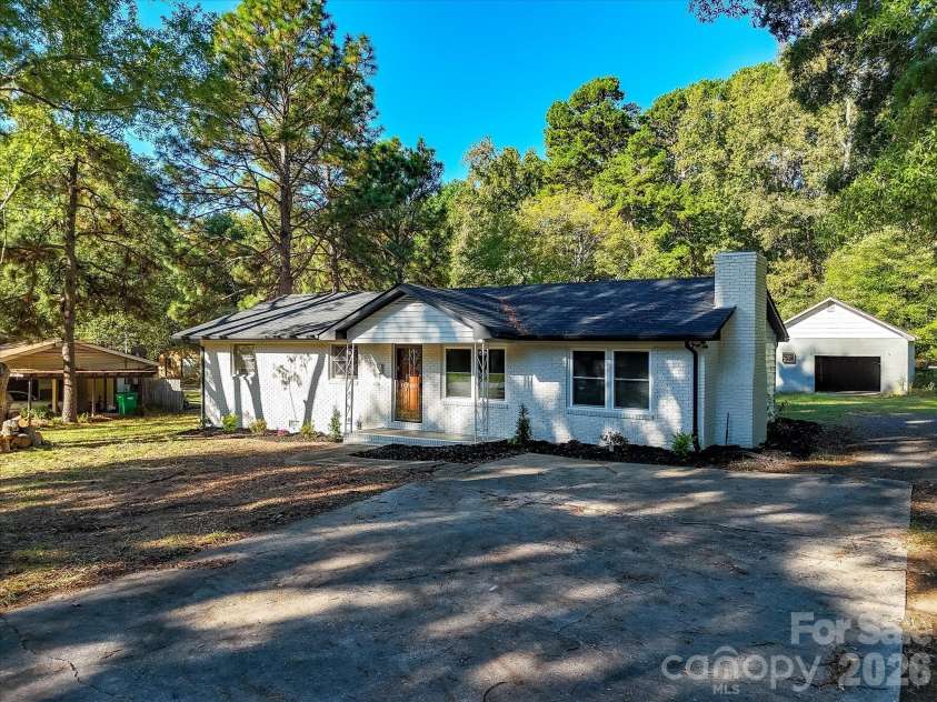 205 Oakland Street, Locust, NC 28097.  MLS# CAR4430849, YatesRealty ID 55225. Welcome Home!!!