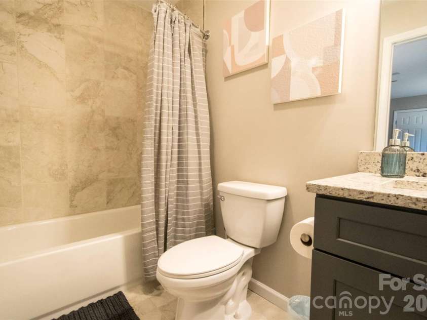 309 Jenna Clare Lane, Asheville, NC 28803.  MLS# CAR4428710, YatesRealty ID 55229. 