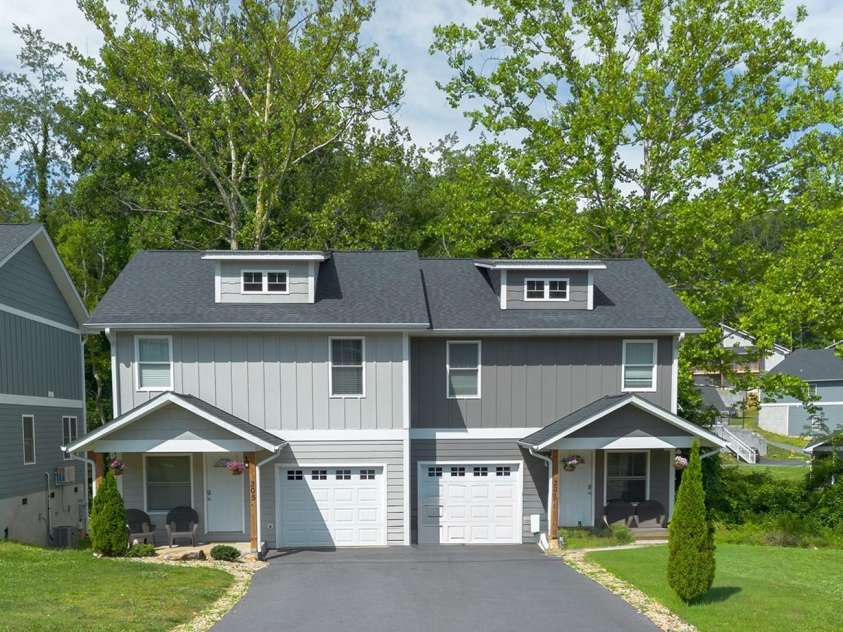 309 Jenna Clare Lane, Asheville, NC 28803.  MLS# CAR4428710, YatesRealty ID 55229. 