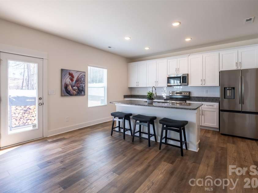 220 Sugar Hill Road, Troutman, NC 28166.  MLS# CAR4353090, YatesRealty ID 5523. Kitchen/Dining