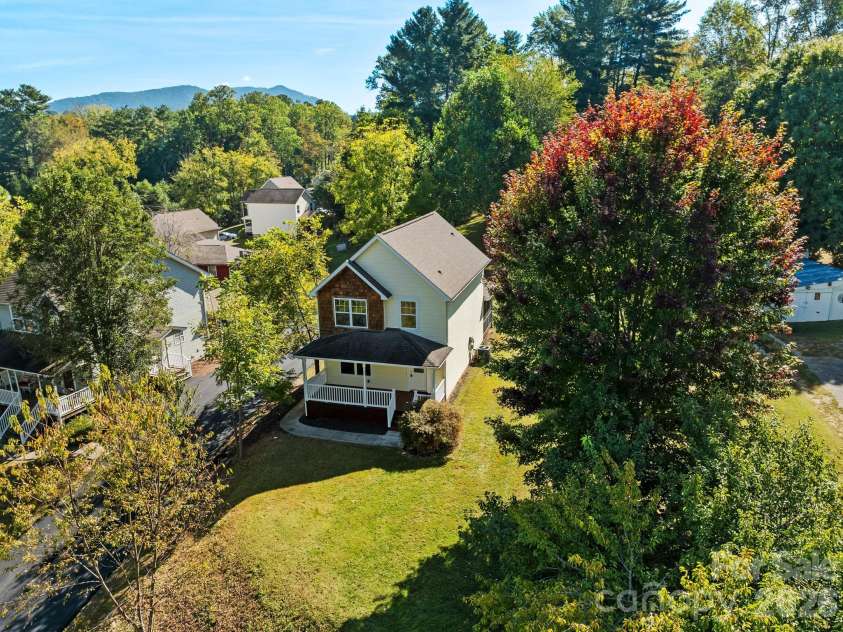 81 Crayton Road, Asheville, NC 28803.  MLS# CAR4432139, YatesRealty ID 55230. 