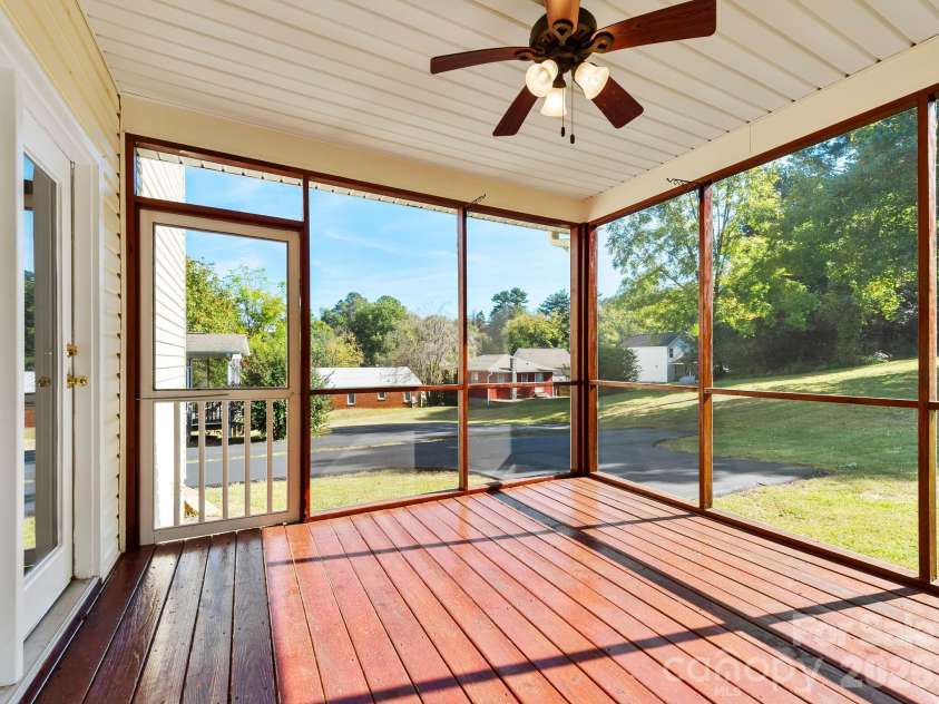 81 Crayton Road, Asheville, NC 28803.  MLS# CAR4432139, YatesRealty ID 55230. 