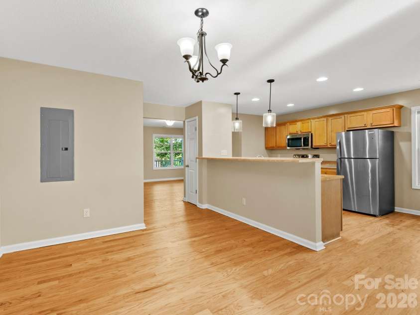 81 Crayton Road, Asheville, NC 28803.  MLS# CAR4432139, YatesRealty ID 55230. 