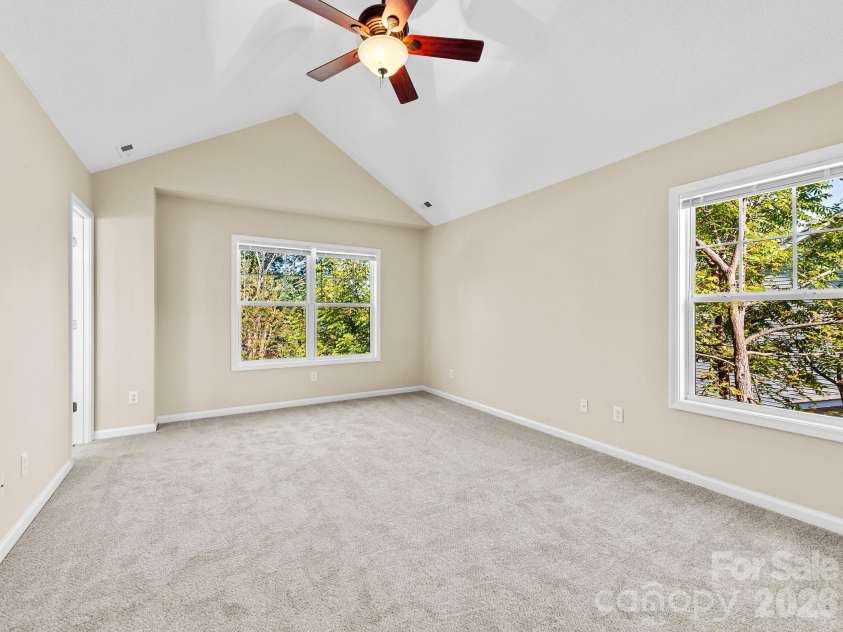 81 Crayton Road, Asheville, NC 28803.  MLS# CAR4432139, YatesRealty ID 55230. Primary BDR