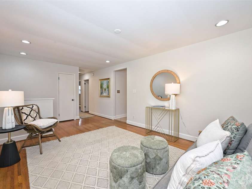 1344 Edgewater Drive, Charlotte, NC 28210.  MLS# CAR4431660, YatesRealty ID 55231. 
