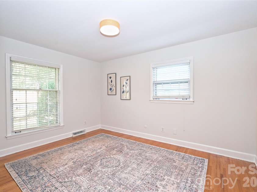1344 Edgewater Drive, Charlotte, NC 28210.  MLS# CAR4431660, YatesRealty ID 55231. 