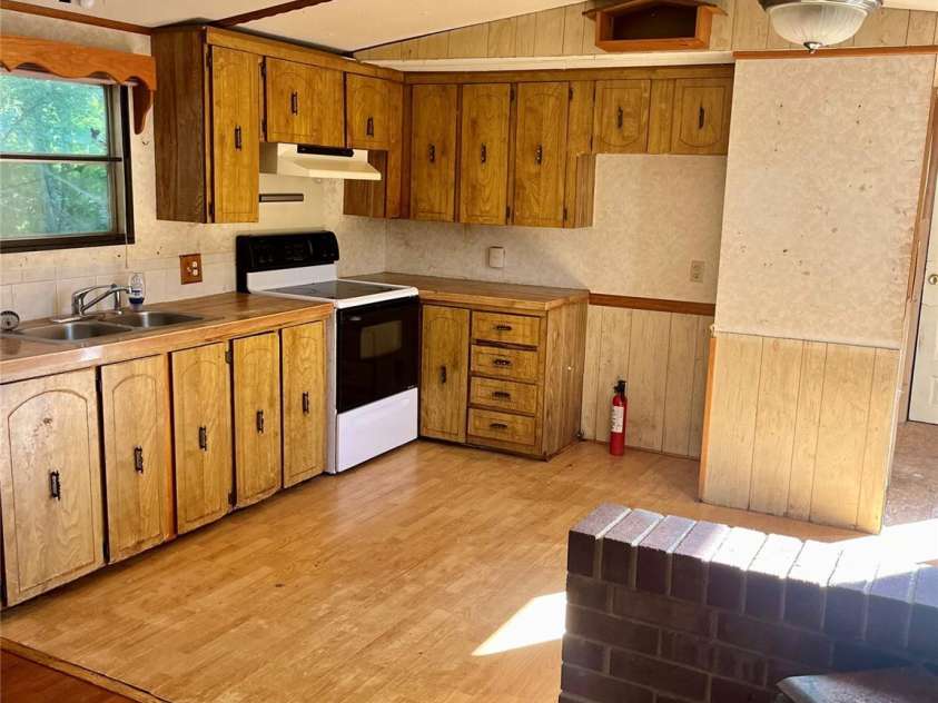 3220 Balkan Drive, York, SC 29745.  MLS# CAR4432226, YatesRealty ID 55232. 