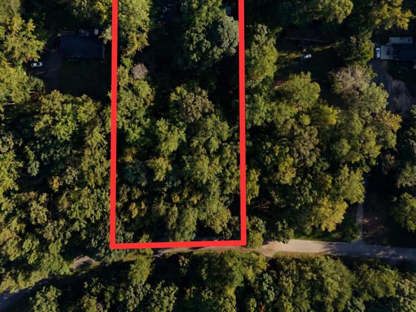 3220 Balkan Drive, York, SC 29745.  MLS# CAR4432226, YatesRealty ID 55232. Lot Lines are approximate