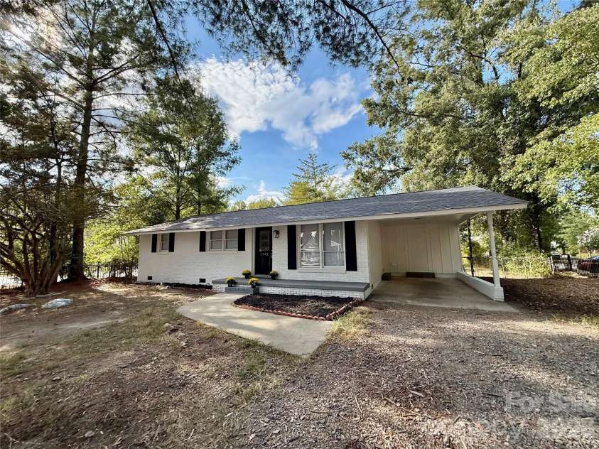 1342 McCullough Street, Rock Hill, SC 29730.  MLS# CAR4432366, YatesRealty ID 55233. 