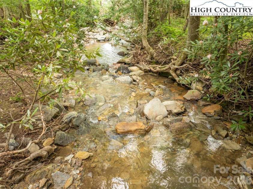 230 West Cove Lane, Boone, NC 28607.  MLS# CAR4432382, YatesRealty ID 55237. 