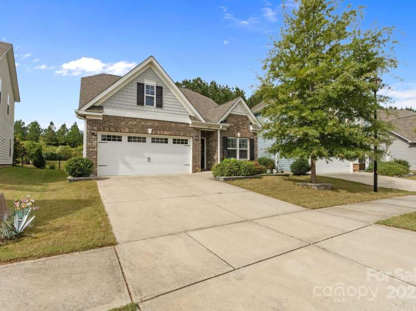 515 Stickley Place, Lancaster, SC 29720.  MLS# CAR4307890, YatesRealty ID 5524. 