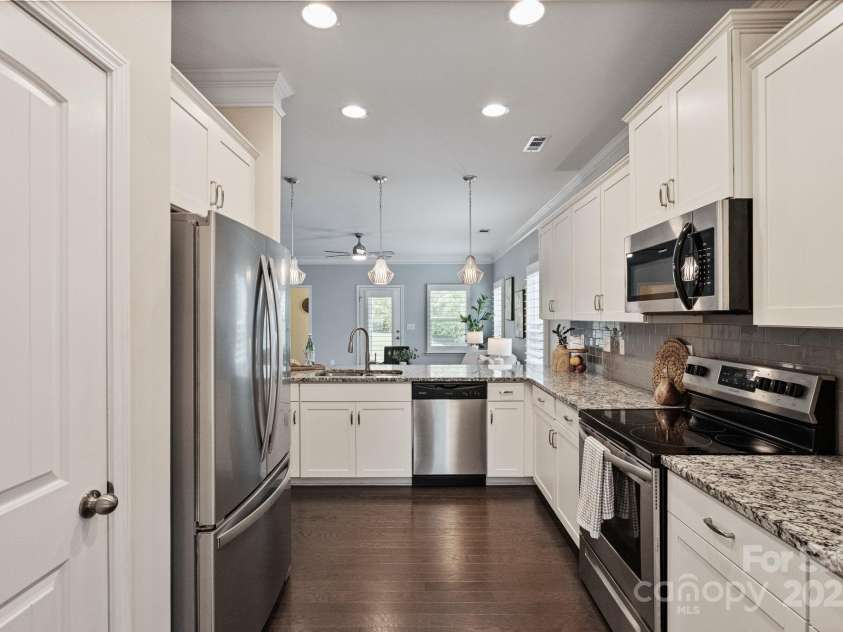 515 Stickley Place, Lancaster, SC 29720.  MLS# CAR4307890, YatesRealty ID 5524. 