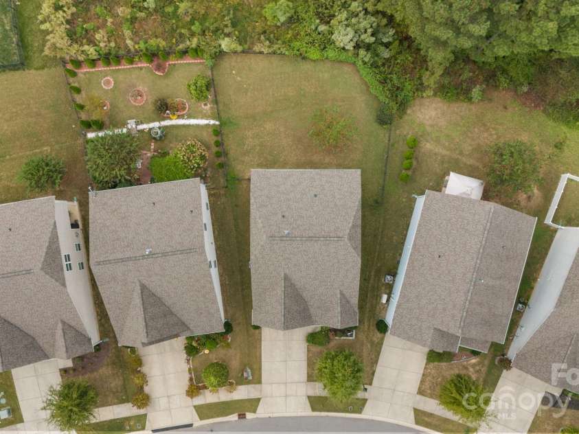 515 Stickley Place, Lancaster, SC 29720.  MLS# CAR4307890, YatesRealty ID 5524. Private Backyard 