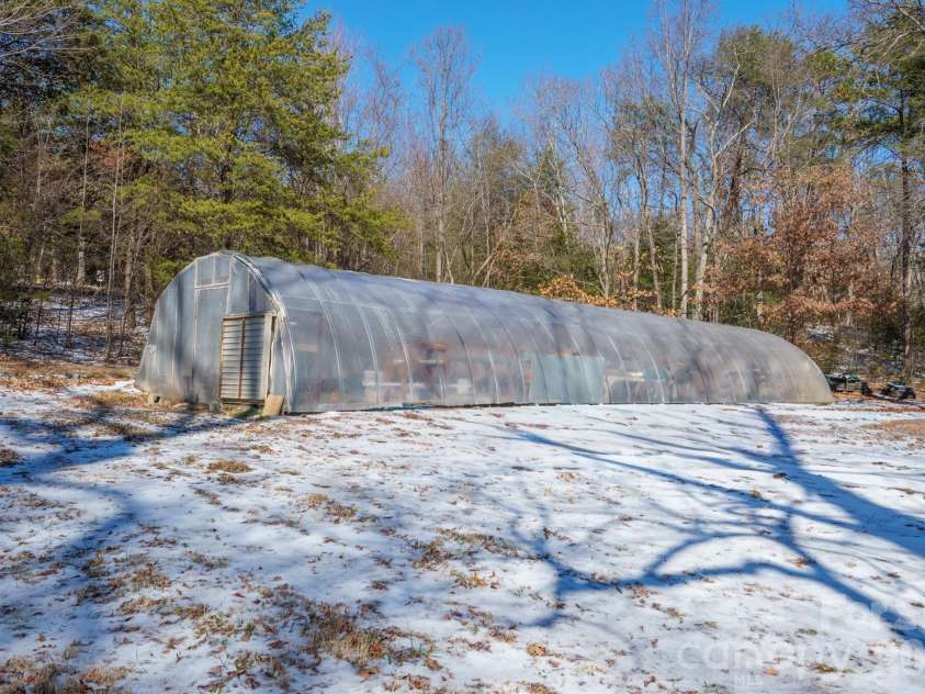 5394 S NC 16 Business Hwy Drive, Maiden, NC 28650.  MLS# CAR4342035, YatesRealty ID 5524. 