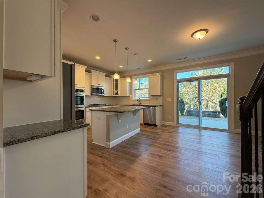 162 Blueview Road, Mooresville, NC 28117.  MLS# CAR4432152, YatesRealty ID 55240. 
