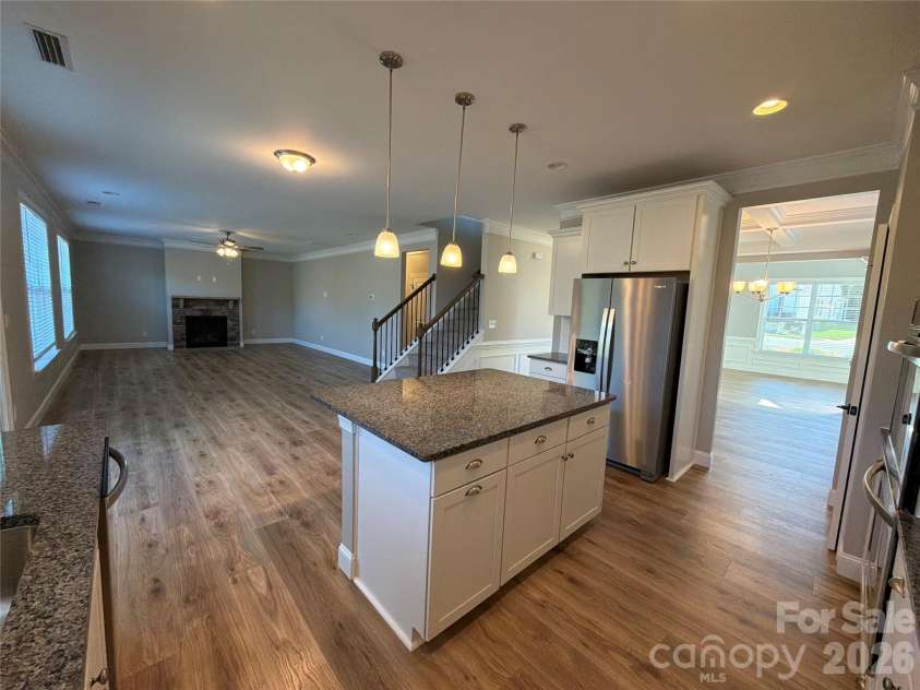 162 Blueview Road, Mooresville, NC 28117.  MLS# CAR4432152, YatesRealty ID 55240. 