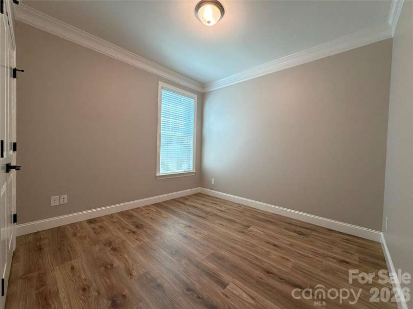 162 Blueview Road, Mooresville, NC 28117.  MLS# CAR4432152, YatesRealty ID 55240. 
