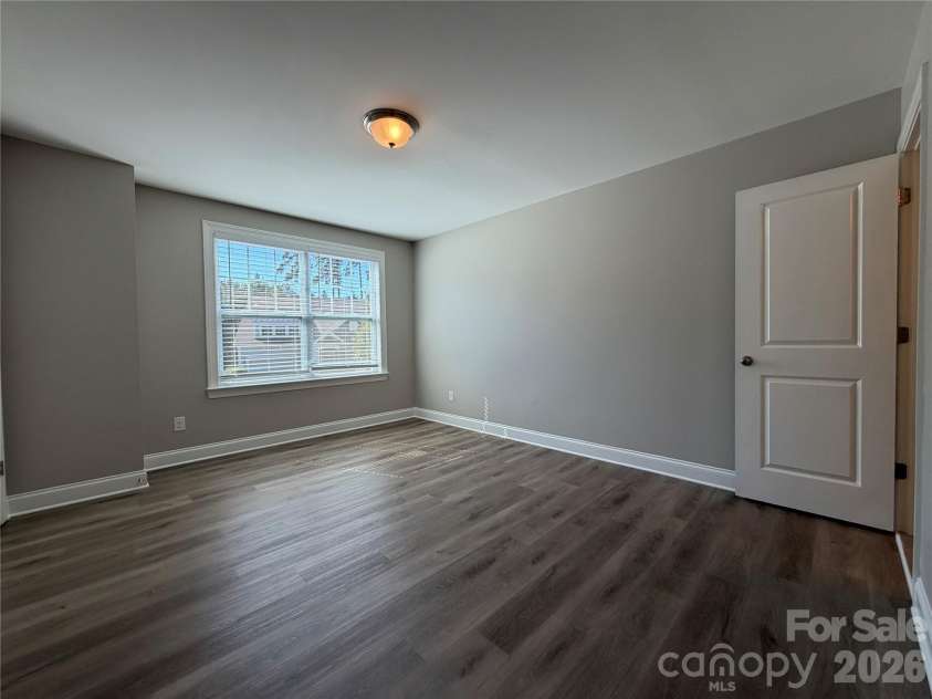 162 Blueview Road, Mooresville, NC 28117.  MLS# CAR4432152, YatesRealty ID 55240. 