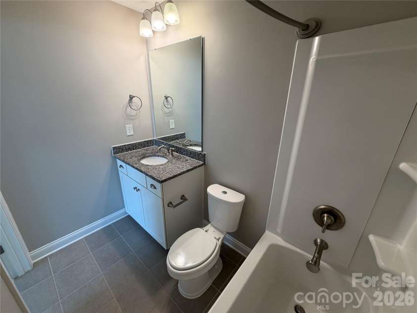 162 Blueview Road, Mooresville, NC 28117.  MLS# CAR4432152, YatesRealty ID 55240. 