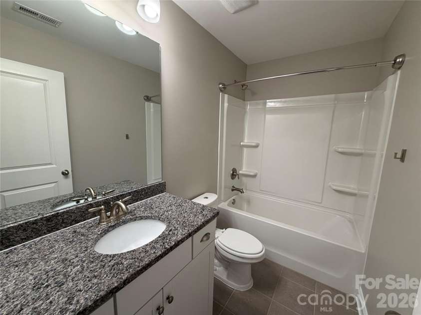 162 Blueview Road, Mooresville, NC 28117.  MLS# CAR4432152, YatesRealty ID 55240. 