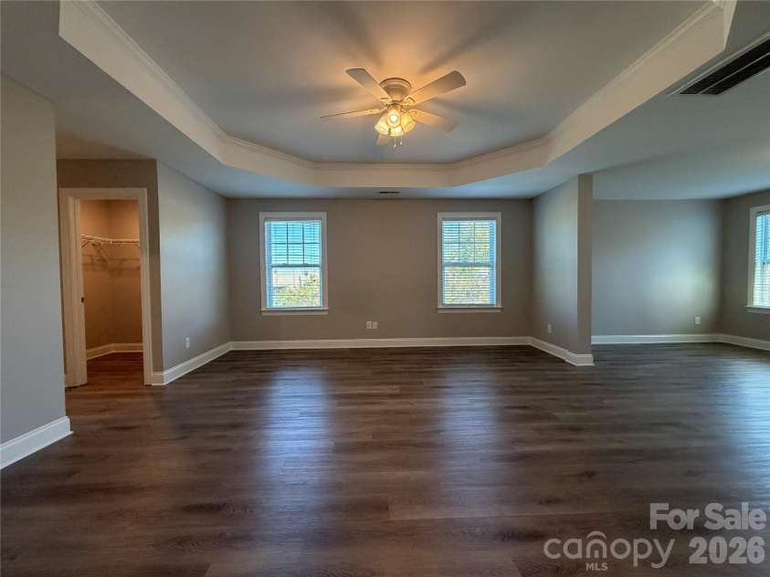 162 Blueview Road, Mooresville, NC 28117.  MLS# CAR4432152, YatesRealty ID 55240. 