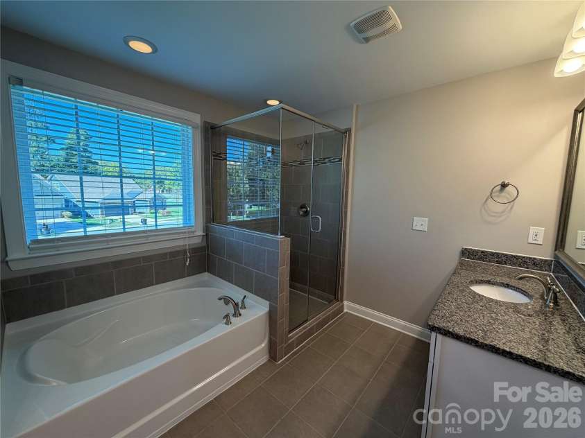 162 Blueview Road, Mooresville, NC 28117.  MLS# CAR4432152, YatesRealty ID 55240. 