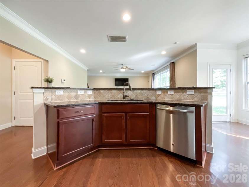 7527 Snowbird Court, Mint Hill, NC 28227.  MLS# CAR4432418, YatesRealty ID 55245. 