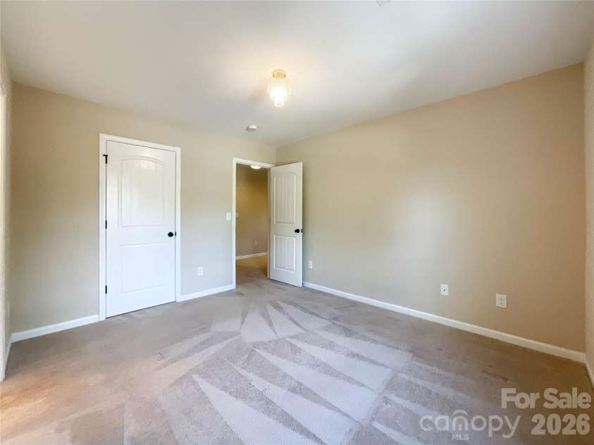 7527 Snowbird Court, Mint Hill, NC 28227.  MLS# CAR4432418, YatesRealty ID 55245. 
