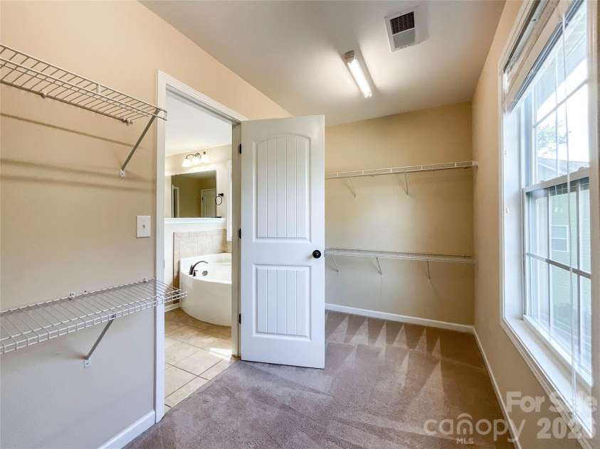 7527 Snowbird Court, Mint Hill, NC 28227.  MLS# CAR4432418, YatesRealty ID 55245. 