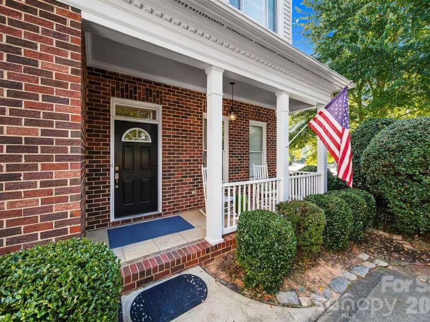 5539 Sunstar Court, Charlotte, NC 28226.  MLS# CAR4431682, YatesRealty ID 55248. 
