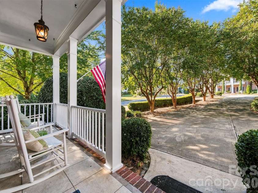 5539 Sunstar Court, Charlotte, NC 28226.  MLS# CAR4431682, YatesRealty ID 55248. 