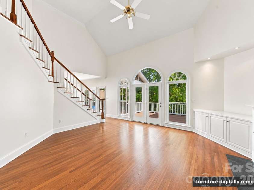 5539 Sunstar Court, Charlotte, NC 28226.  MLS# CAR4431682, YatesRealty ID 55248. 